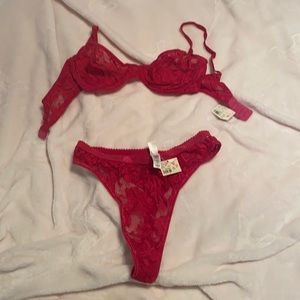 Victoria Secret Bra & Thong